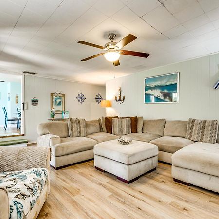 Fort Walton Coastal Retreat With Yard Walk To Beach Fort Walton Beach Exterior foto