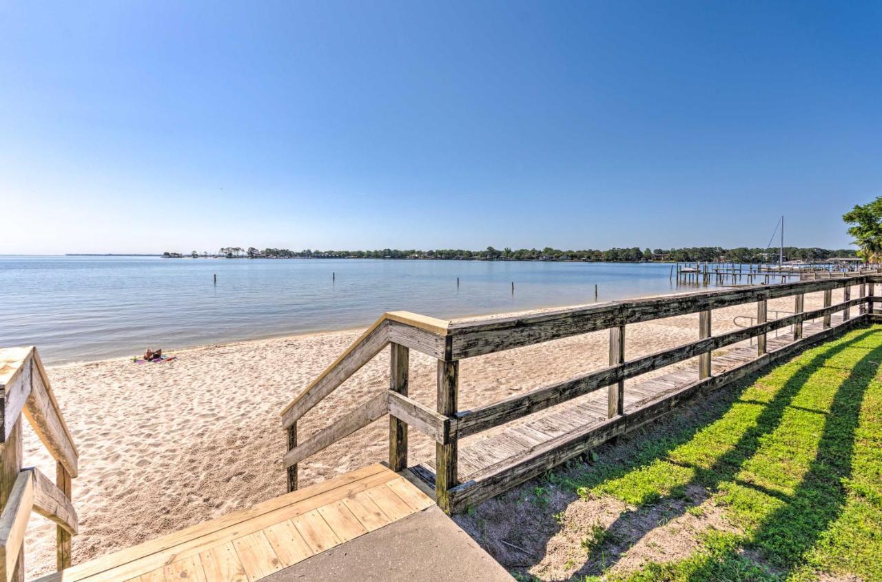 Fort Walton Coastal Retreat With Yard Walk To Beach Fort Walton Beach Exterior foto
