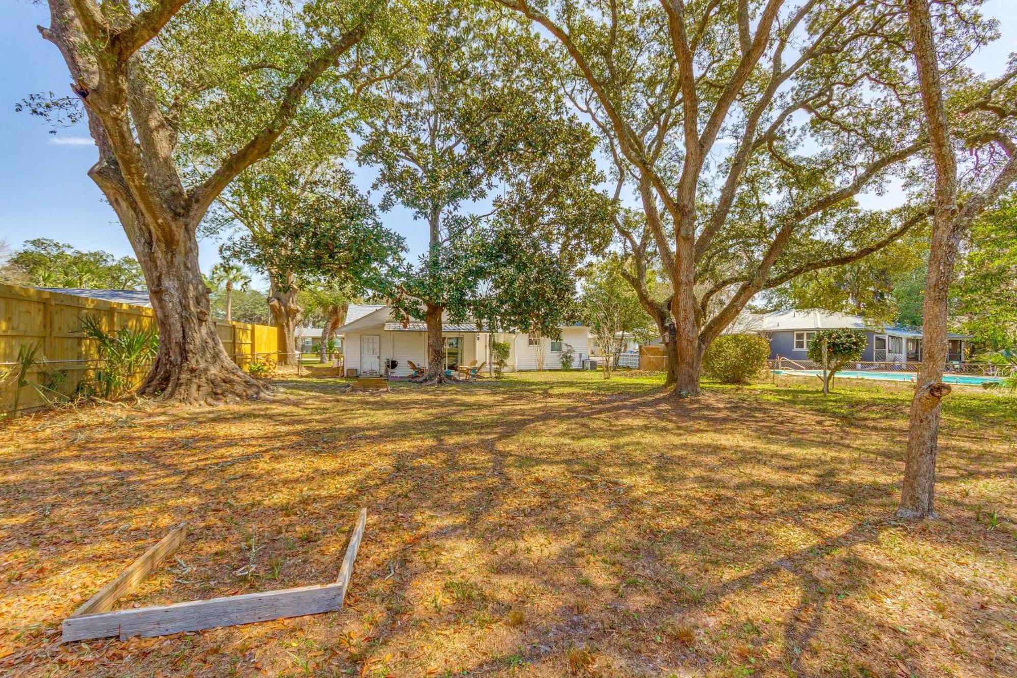 Fort Walton Coastal Retreat With Yard Walk To Beach Fort Walton Beach Exterior foto