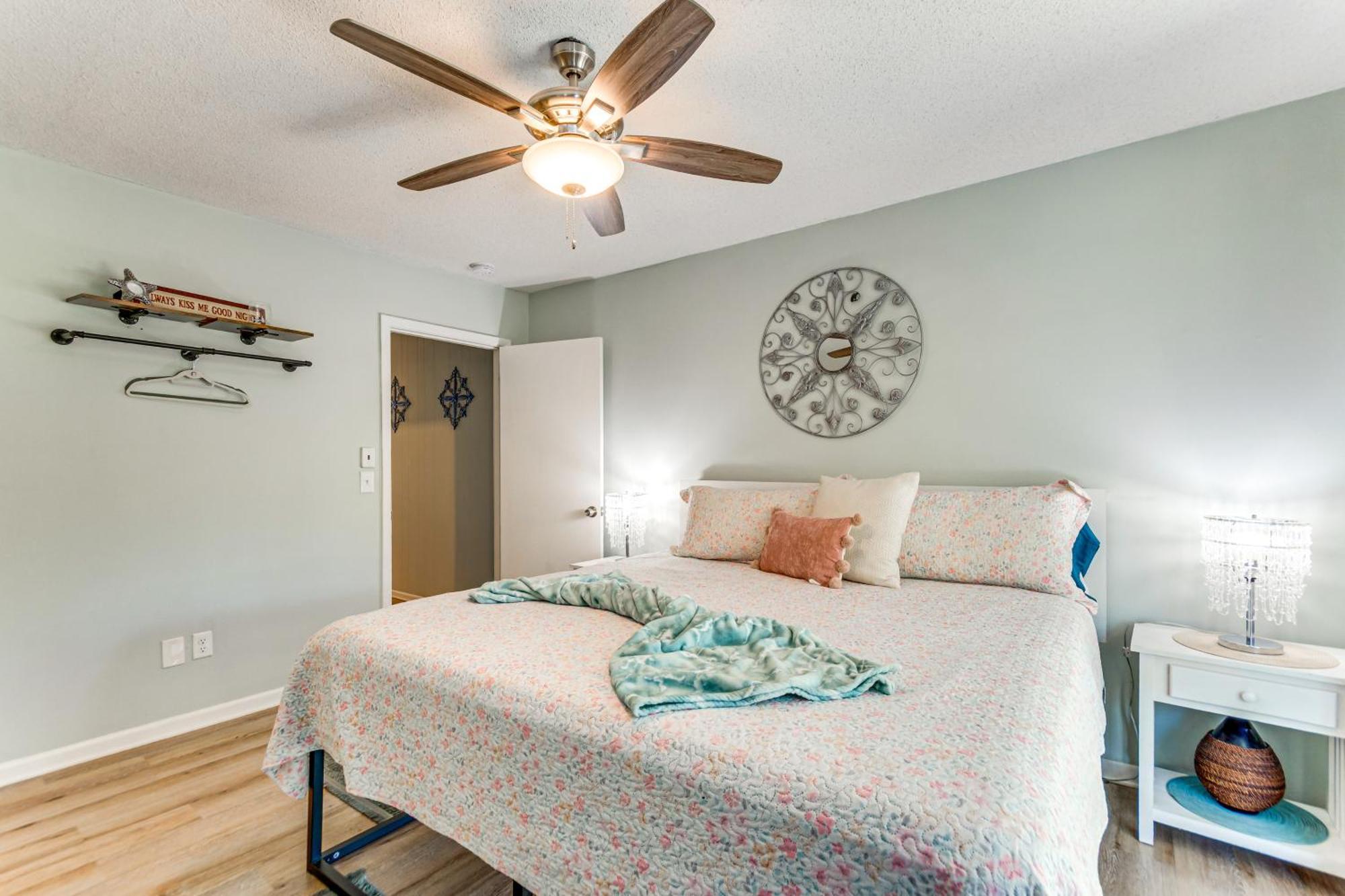 Fort Walton Coastal Retreat With Yard Walk To Beach Fort Walton Beach Exterior foto