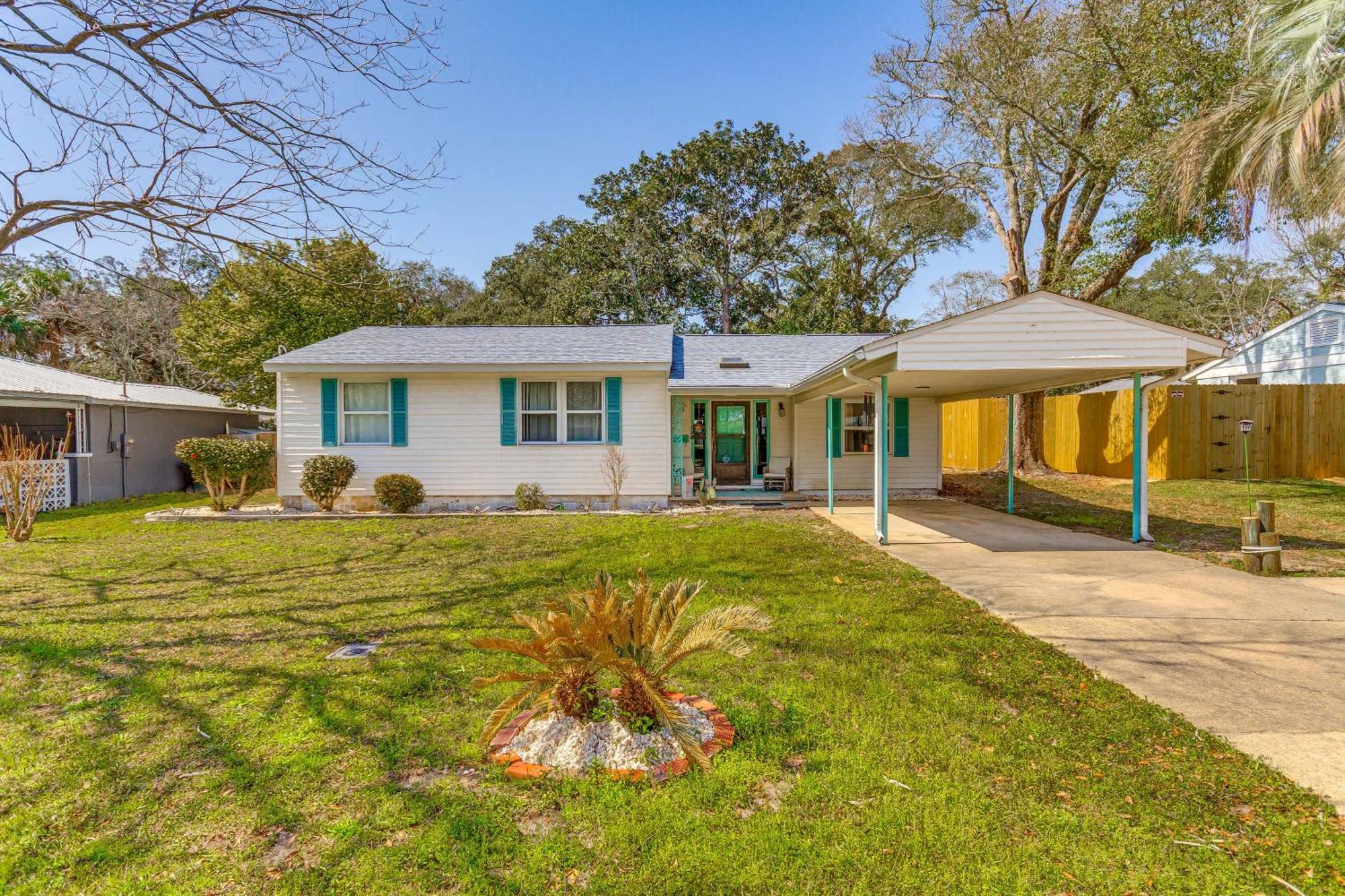 Fort Walton Coastal Retreat With Yard Walk To Beach Fort Walton Beach Exterior foto